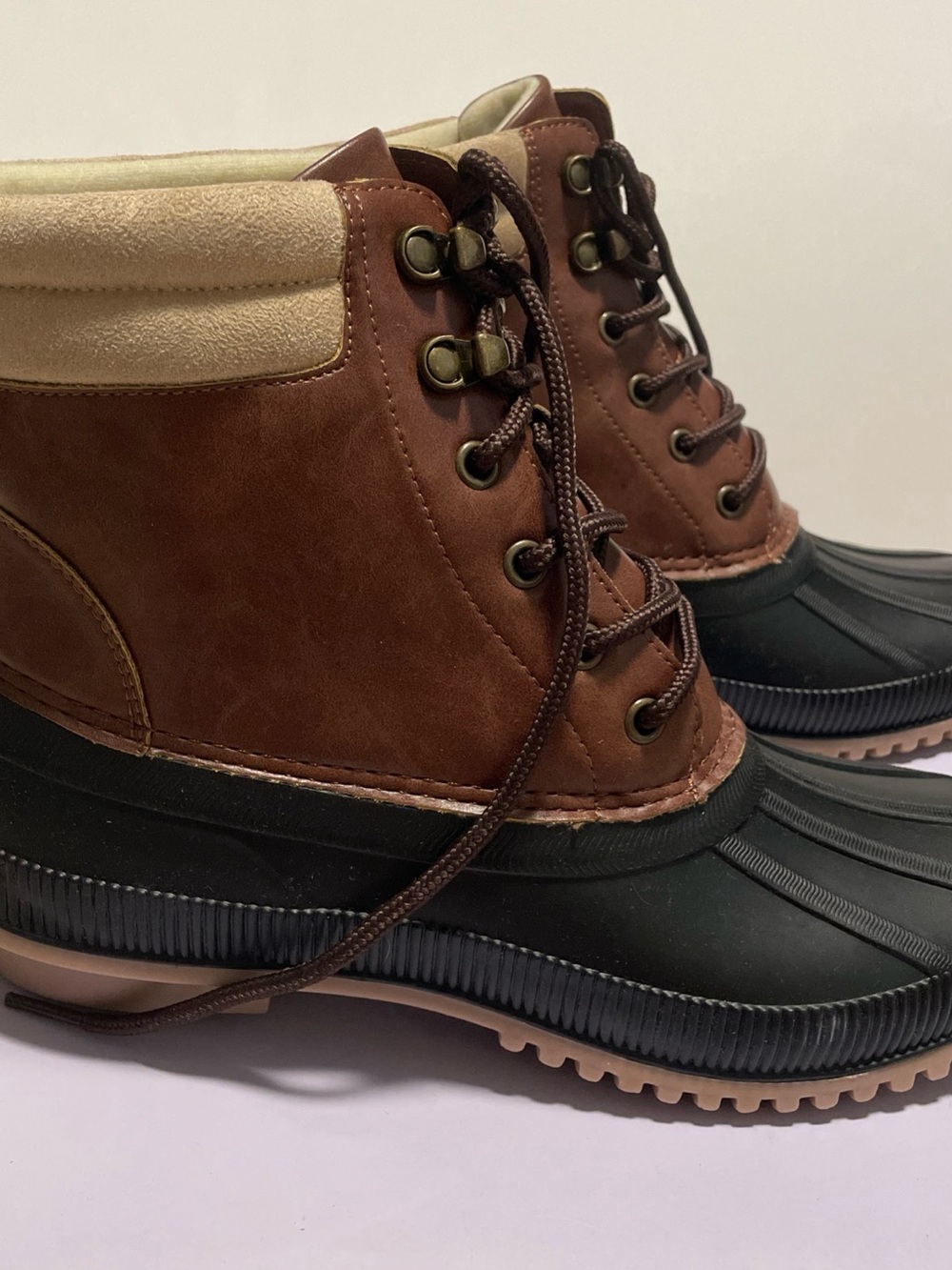 Madden Girl BIMMY Duck Boots Brown Multi Waterproof Lace Up Size 10 NIB Womens